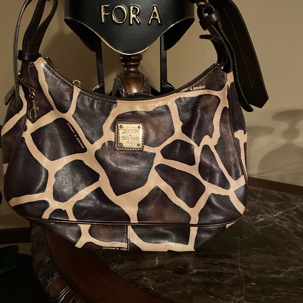 Dooney & Bourke